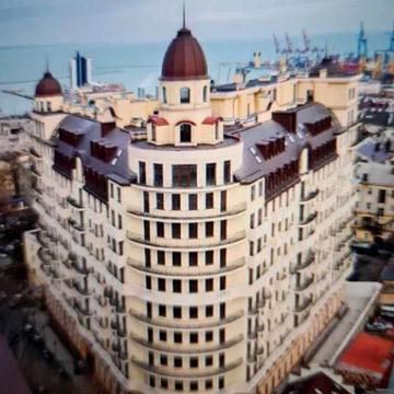 Військовий узвіз, 13-А