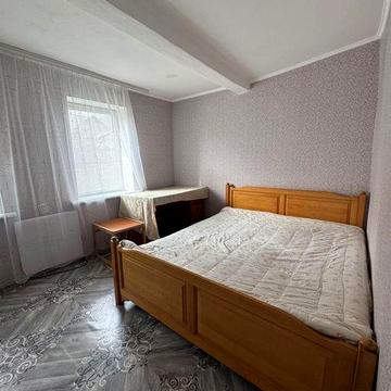 Продам будинок у Знамʼянці, Переможців вулиця