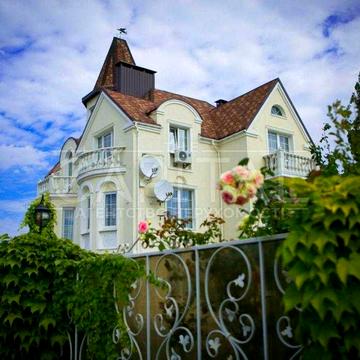 Продаж / Будинок / вул. Центральна, Гореничі