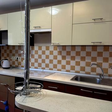 Боголюбова вул., 4