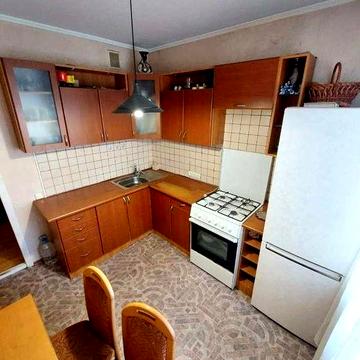 Продам 2х комн квартиру м Дворец Спорта 5 мин 2/5 в хорошем ж/сост