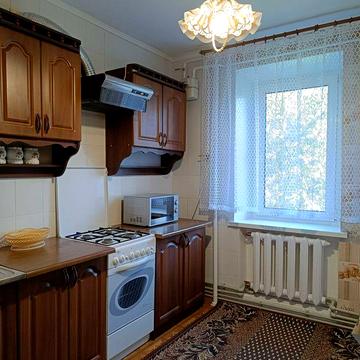 Здається хороша 1-кімн. квартира р-н 14 школи з індивідуальним опаленням