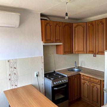 Продам 2-х. Ком.кв.ул Р. Шухевича 35