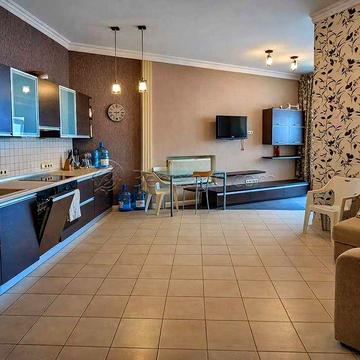 Код: 466. Квартира-студия с террасой и видом на море в Аркадии.