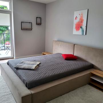 Василя Стуса вул. (Островського), 51-53