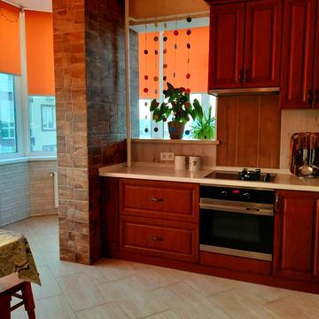 Академіка Писаржевського вул., 8а