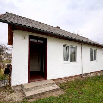 Продаж будинку у м. Стебник