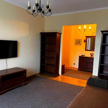 Оренда 2 кімнатної квартири по вулиці Остроградських (бічна Героїв Майдану) (від власника, готова до заселення )