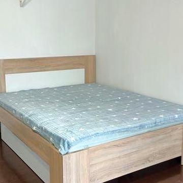 Сдам  1 но  комнатную  ЦЕНТР  НОВОСЕЛЬСКОГО / ДВОРЯНСКАЯ