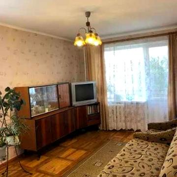 Продам 3 к квартиру на ж/м Солнечный  Малиновского Вавилон