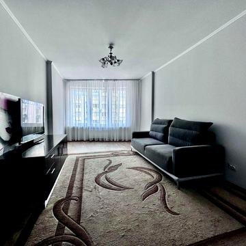 Дніпрвська набережна 26-Б Оренда, охайної, 2к квартири в будинку 2008р.