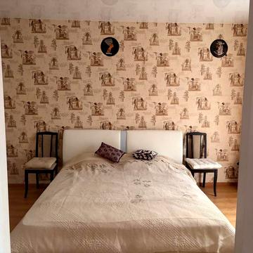 СОБСТВЕННИК Сдам 4-комнатную квартиру в самом центре города