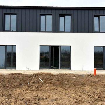 Продам готовий таунхаус в районі Зоопарку масив Київський