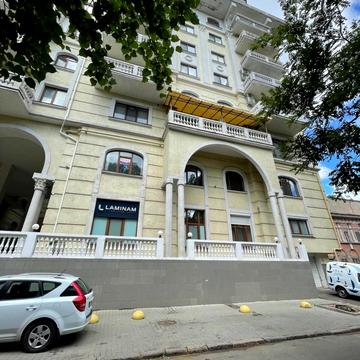 Онілової пров., 18