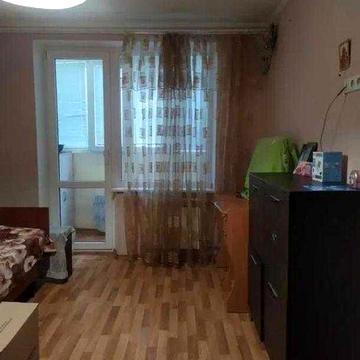 Продам квартиру 1-к. на ХТЗ с капитальным ремонтом