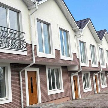 Продаж таунхаусу з наповненням Держ програми