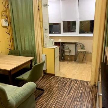 D1C Сдам 2 комнатную квартиру на Алексеевке, проспект Победы 85