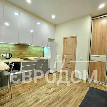 Сдам гостинку, ЖК Свобода, ул. Свободы (Иванова) 32, Центр