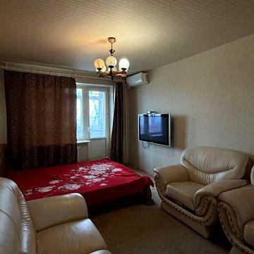 Довгострокова оренда 1к Квартира Набережна Перемоги вулиця