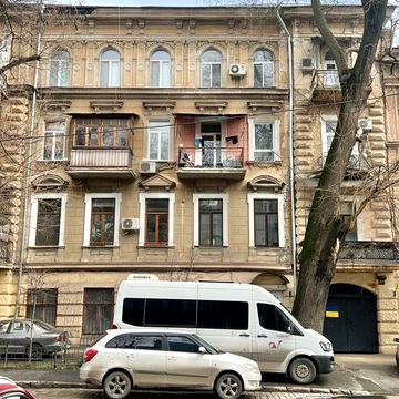 Продаю 4-ком кв 105 м² в центре Одессы / Соборная площадь