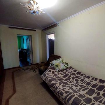 Продам 2 кімнатну квартиру по вул Великій Бердичівській