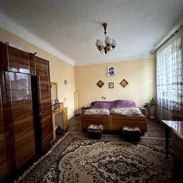 3х кімнатний старий фонд біля Садової