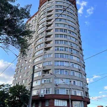 Продам 2-комн квартиру в районе Исполкомовская ул.