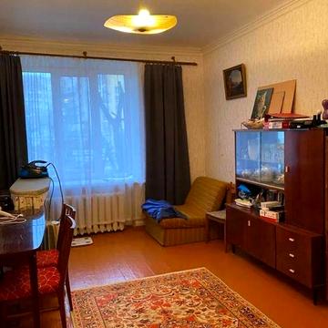 Продам 2-комн квартиру в районе Фурманова ул.