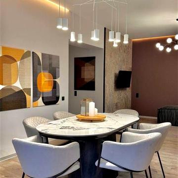 Продаж елітного будинку з ремонтом у центральній частині міста