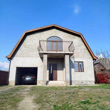 Продам будинок з балконом у мальовничому місці за 3 км. від м. Полтава