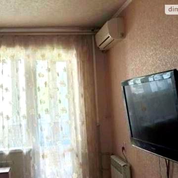 Довгострокова оренда 1к Квартира Сонячна Набережна (Малиновського Маршала) вулиця