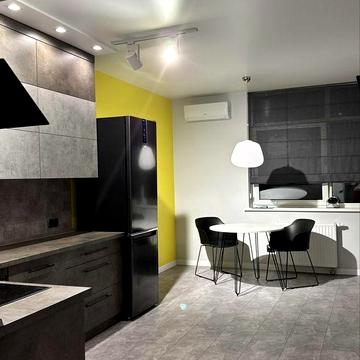 Європейського Союзу просп. (Правди), 41-Б