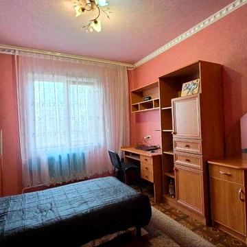 Продаж 2х кімнатної квартири на 4му мік-ні масиву Леваневського