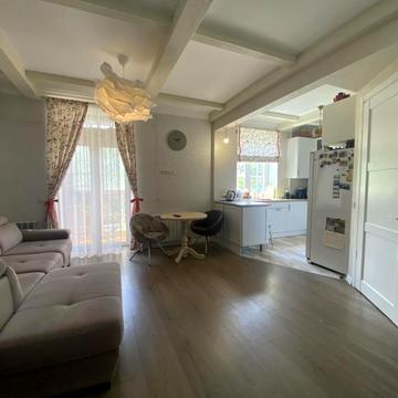 Володимира Мономаха вул. (Московська), 31