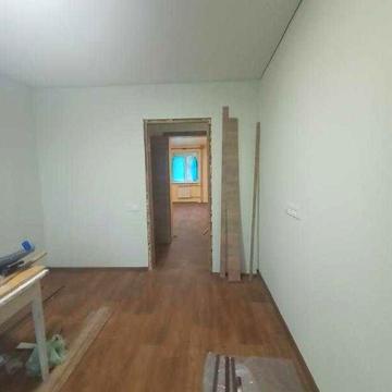 Продам 2 квартиру на Баварии, рядом транспорт