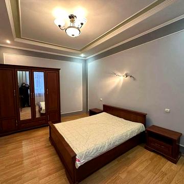 2 кімнатна вул. Першотравнева р-н ПАРКУ ШЕВЧЕНКА