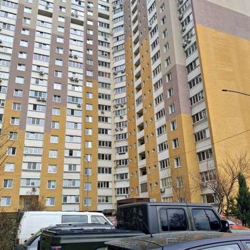 Продам терміново свою 1 кімнатну квартиру у Вишгороді ЖК ярославичи 1