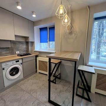 Довгострокова оренда 1к Квартира Миру вулиця