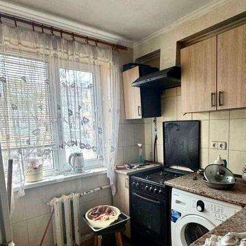 Продам 2к квартиру рынок ХТЗ м. Тракторный завод Харьков