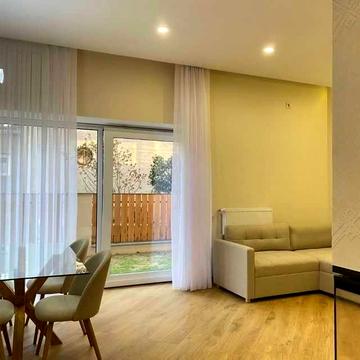 Таунхаус зі Стильним Ремонтом в Центрі Міста!