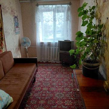 АН Здам трикімнатну квартиру центр