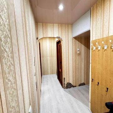 Здаю двухкімнатну квартиру на 1 поверсі , 5 поверх.будинку(від хазяіна