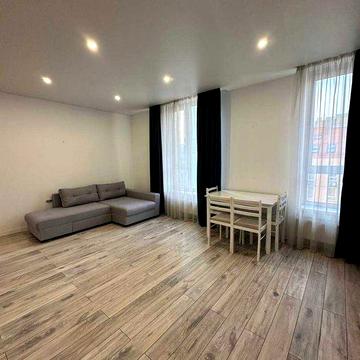 Оренда 2-кім (дві спальні) з ТЕРАСОЮ в ЖК Комфорт Таун, Соборности, 17