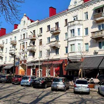 Продаж 2-х квартири 3/4 біля площі