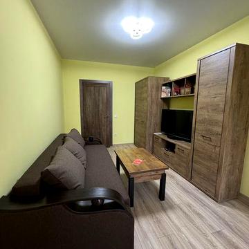 Власник. Здається 2 кім кв в новоб міст Центральне вул Височана 18