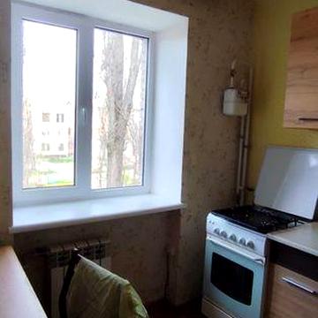 Сдаю 3-х комнатную квартиру на ЮТЗ (ул.Театральная ).