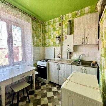 Центр. У продажу 2-х кімнатна квартира