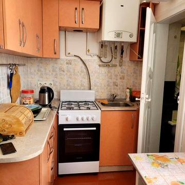 Оренда 1 км кв вул Довга/Тичини(Центр)Авт.опалення,все необхіде,вільно