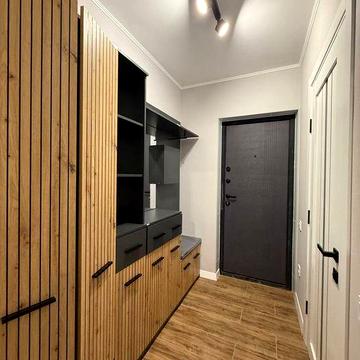 Продам 1 кімнатну квартиру в центрі Овідіополя