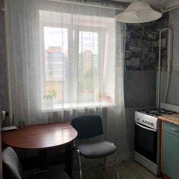 Продам 2-кімнатну квартиру в сталінці на вул. Новосельського!